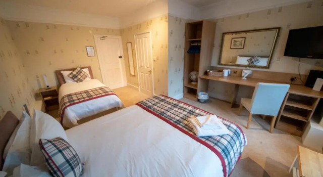 Семейный номер Standard White Hart Hotel