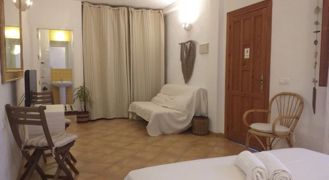 Finca La Palmera, Забронировать Отель «постель и завтрак» Сарсуэла Кадис