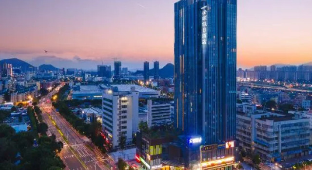 Zhuhai Huanyu City Anyi Holiday Hotel (Qianshan Station), Boek Hotel Hotels in Guangdong met parkeren, Parkeren