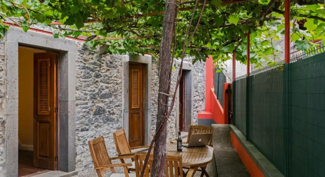 Коттедж Casa da Aldeia by An Island Apart