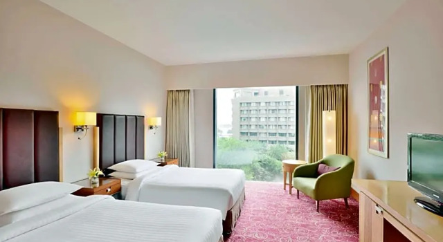 Номер Superior Courtyard by Marriott Hyderabad