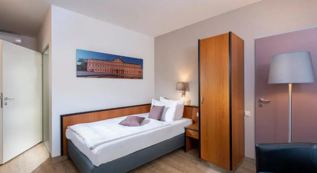 Standard simple chambre B&B HOTEL Rastatt