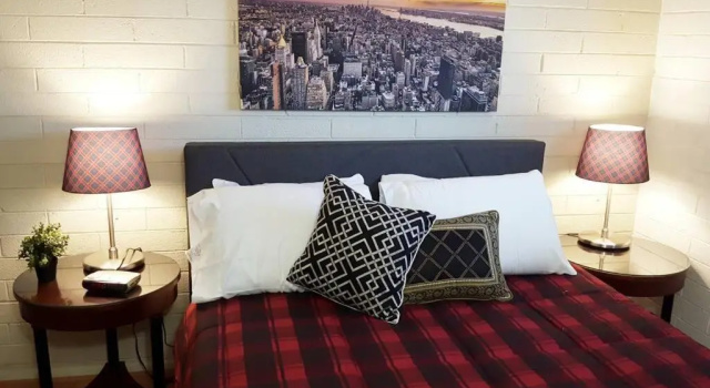 Tempe Hot location 2 Bed ASU Cozy Convenient, Забронировать Отель Отели Пруда в Темпе с парковкой, рядом с Антропологический музей государственного университета Аризоны, Парковка