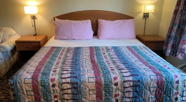 Двухместный номер Standard Budget Host Inn