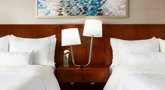 Четырёхместный номер Standard с видом на город The Westin Arlington