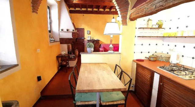 Real Rustic Tuscany Style In Center