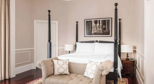 Двухместный Personality Junior Suite Raffles Grand Hotel dAngkor