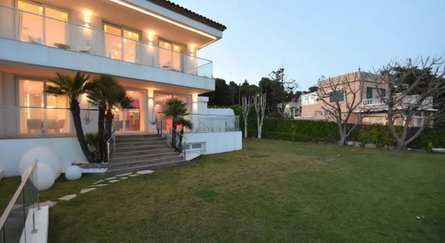Gaudí Vilanova Hlclub House Hutb-038675, Забронировать Вилла Виланова-и-ла-Желтру Коста-дель-Гарраф