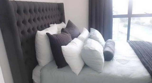 Bryanston one bed apartment, Забронировать Апартаменты/квартира Апартаменты Йоханнесбург, рядом с Chilli Lane Shopping Centre, Апартаменты/квартира