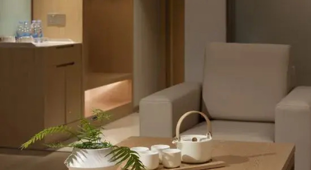 Люкс Business Vienna International Hotel (Dazhou Shifu)