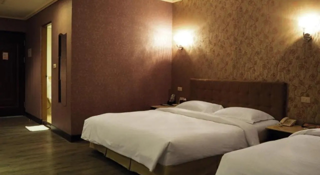 Номер Classic The Riverside Hotel & Motel