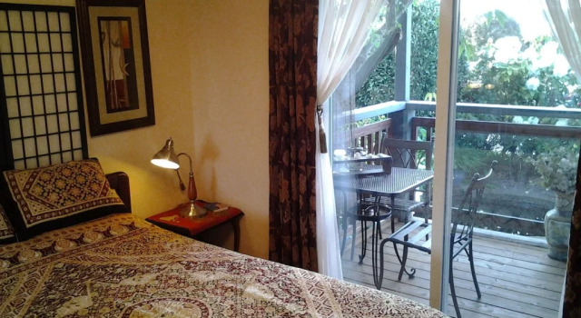 Pine & Picket, Book Hotel Nanaimo 