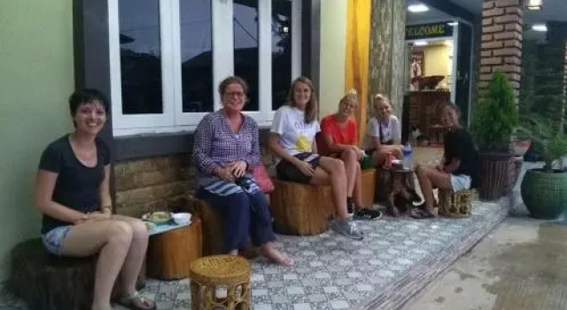 Kayan Golden Sky Motel, Réserver Motel Loikaw Myanmar
