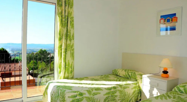 Коттедж с 4 комнатами Casas Torrre Moratxa