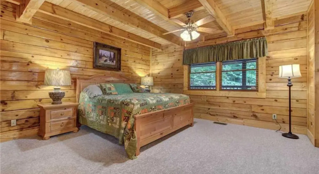 Mountain Haven 3 Bedroom Home with Hot Tub, Забронировать Отель Отели Great Smoky Mountains National Park с парковкой, Парковка