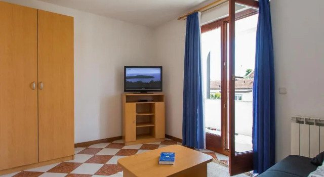 Апартаменты с балконом Apartments AVA