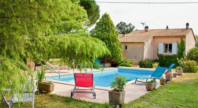 Коттедж Les murmures du Temps Villa 3 Chambres avec Piscine