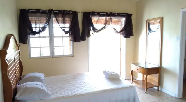 Номер Standard с балконом Mill House Guesthouse