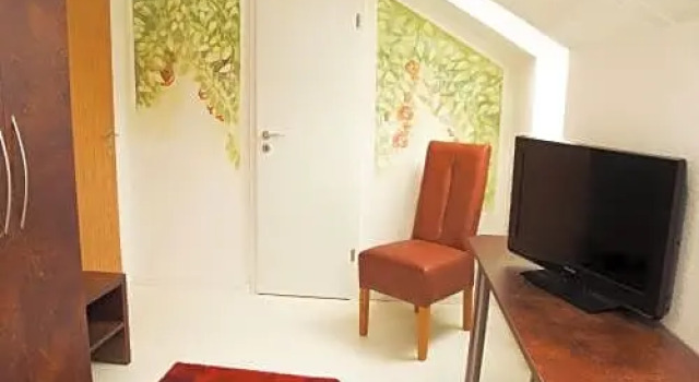 Hotel-Restaurant Föhren-Hof, Varaa Hotelli Hotellit Baijeri pysäköinnillä, Pysäköinti