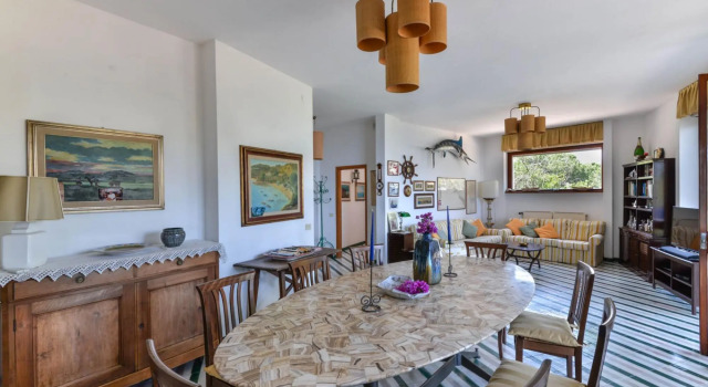 Octagonal villa with private pool and 10 beds-Villa Ottagonale