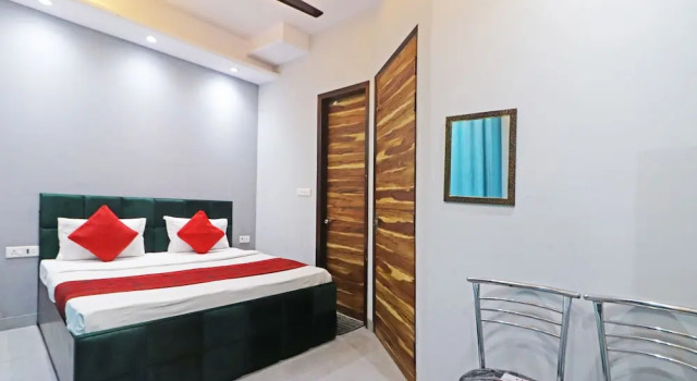 Номер Deluxe Twamev Rajouri garden by The Arrow