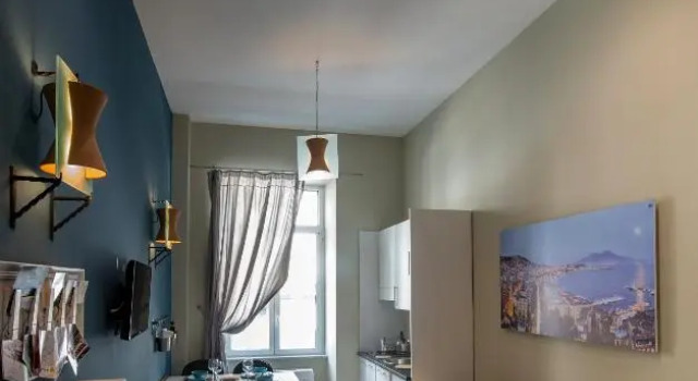 Duomo Regina Apartments, Забронировать Апартаменты/квартира Отели Неаполя с парковкой, рядом с Ospedale degli Incurabili, Парковка
