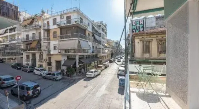 Bright apt in the heart of Athens, Забронировать Отель Афины Острова Саронического залива - Аттика, рядом с Холм Филопаппос