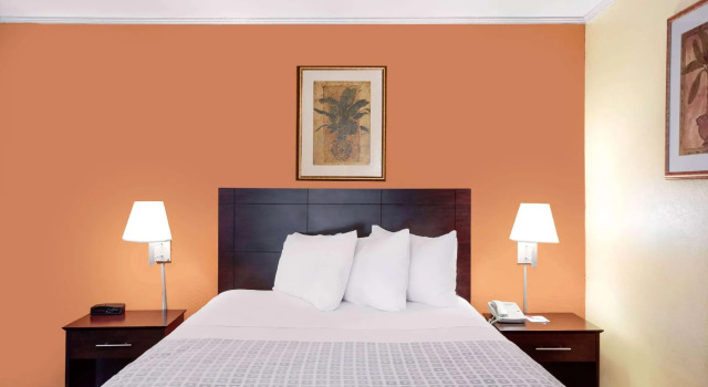 Двухместный номер Standard Howard Johnson by Wyndham Modesto Ceres