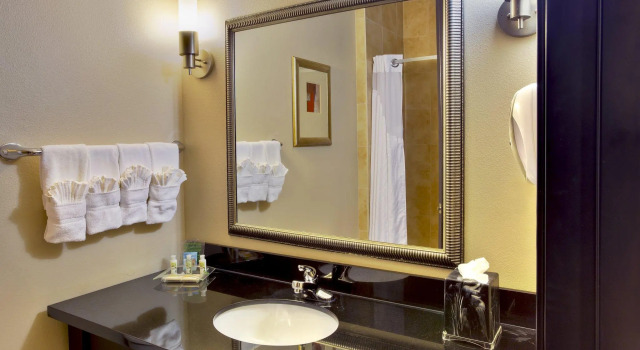Четырёхместный номер Standard Holiday Inn Killeen - Fort Hood Area by IHG