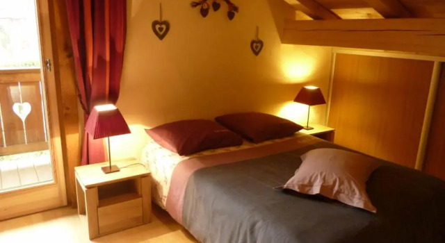 Chalet KIDOU, Grand Confort, nouveau SPA extérieur, Забронировать Шале Виллы Овернь-Рона-Альпы, Вилла