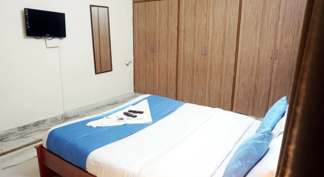 OYO 18454 Hallmark Inn Begumpet, Rezerwuj Hotel Begumpet 