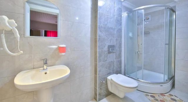 Standardowy trzyosobowy pokój i balkonem Palmada Hotel