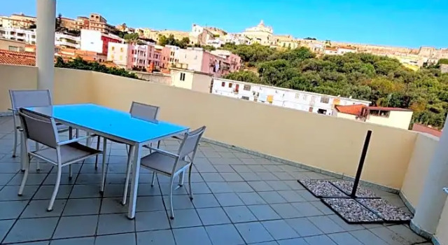Apartment mit Balkon Hotel Garibaldi
