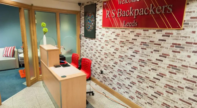 Russell Scott Backpackers Hostel, Забронировать Хостел Хостелы Лидса, рядом с Парк Mandela Gardens, Хостел