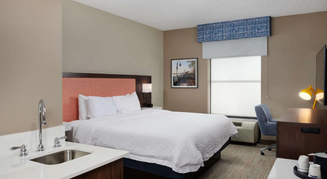 Двухместный номер Standard Hampton Inn Wilmington-Medical Park