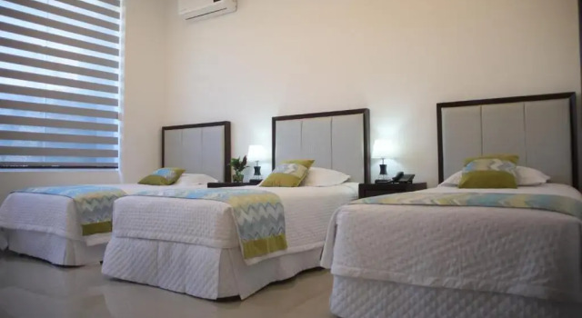 Трёхместный номер Standard HOTEL INNOVA