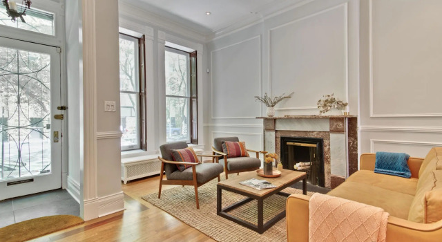 Spacious Chicago House near Oak Street Beach, Varaa Hotelli Chicago 