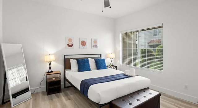 CozySuites TPC Scottsdale Parking & Pool, Забронировать Апартаменты/квартира Отели Скотсдейл с парковкой, Парковка