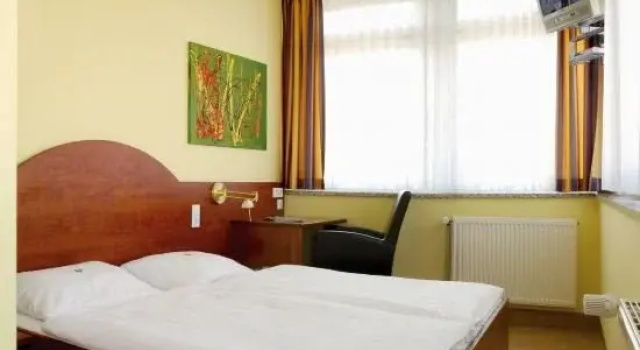 Granzner Autohof Gmbh Werneck, Varaa Hotelli Schnackenwerth Saksa