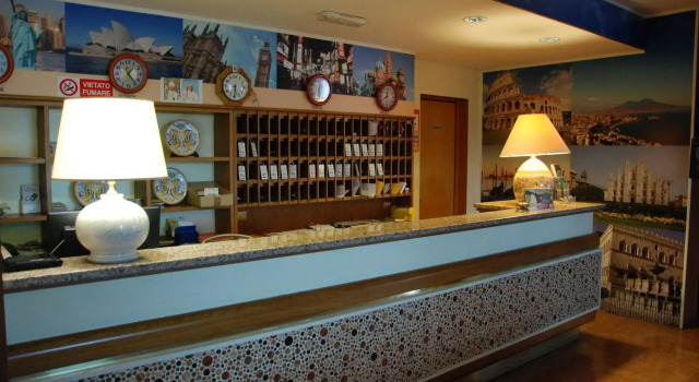 Hotel Le Querce, Varaa Hotelli Deruta Umbria