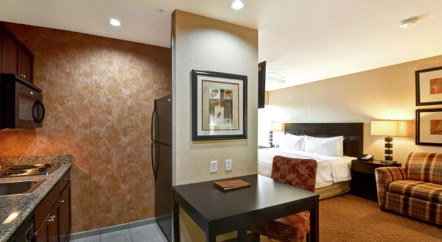 Homewood Suites by Hilton Silver Spring, Book Hotel Hoteller i Silver Spring med pool, Swimmingpool