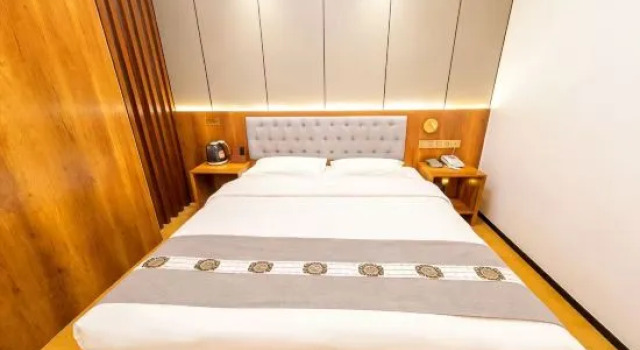 Люкс Deluxe Ningjin Wanhong Holiday Hotel
