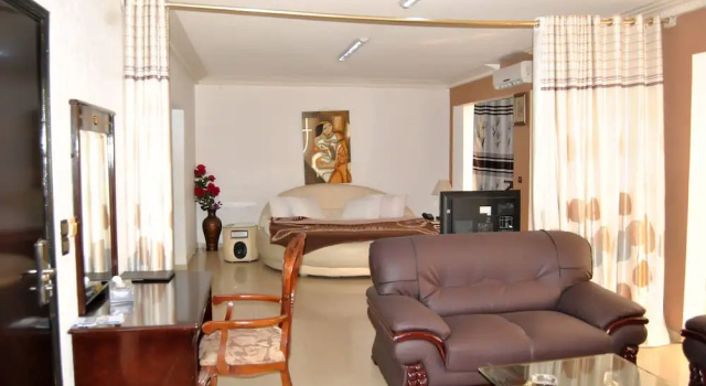 Одноместный люкс Riviera Hotel Benin