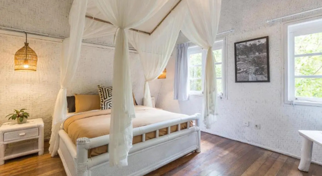 Коттедж Eco Bamboo Bungalow 4