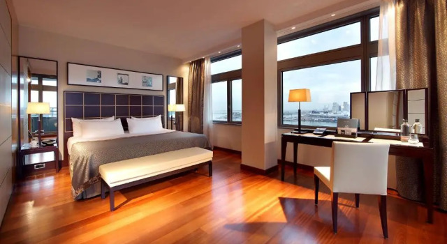 Люкс Grand Marina с видом на море Eurostars Grand Marina Hotel GL