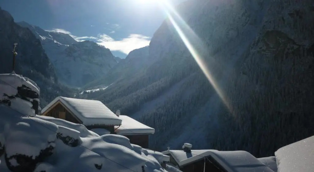 Chalet Analma, Забронировать Шале Виллы Овернь-Рона-Альпы, Вилла