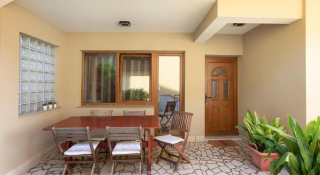 Апартаменты Apartments Morozin