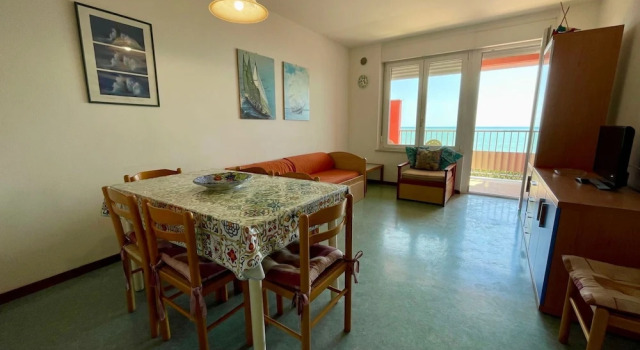 Апартаменты с 2 комнатами с балконом и с видом на океан Seaview Flat Just 70mt From the sea