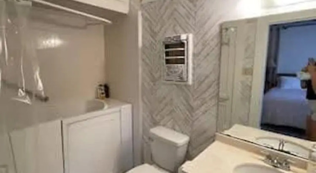 Коттедж Spacious Corporate Lodging in Downtown Lafayette