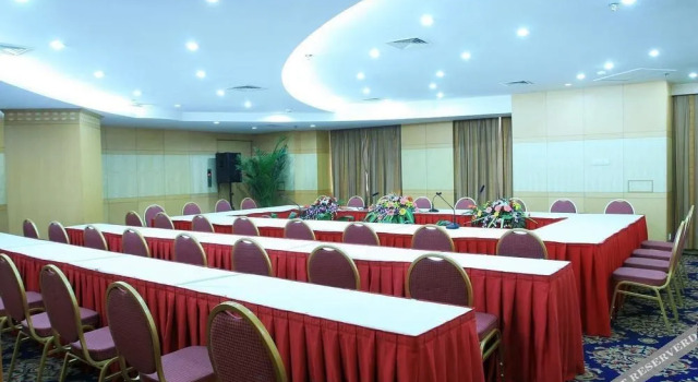 Oriental Hyat Hotel, Book Hotel Nanyang Henan